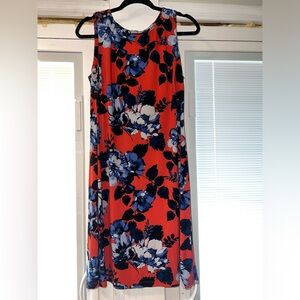 Tommy Hilfiger Dress, Size 10, like new. SMOKE FREE HOME